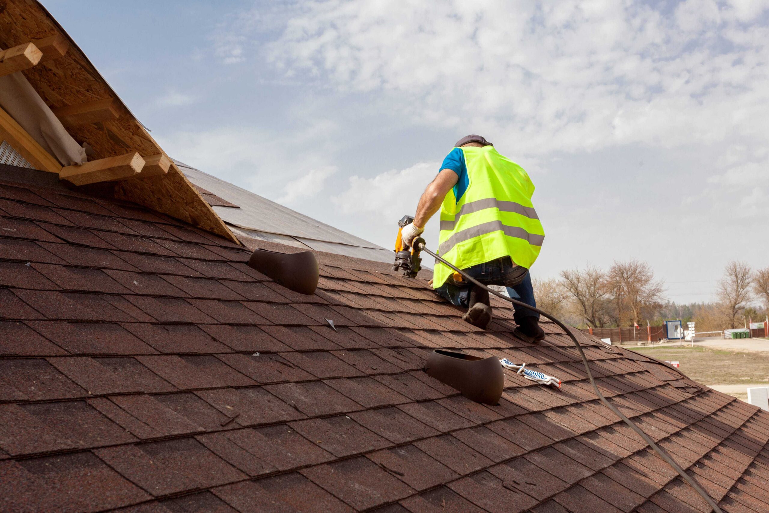 roofing installing